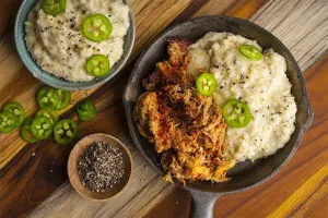Green Chile & Cheese Grits